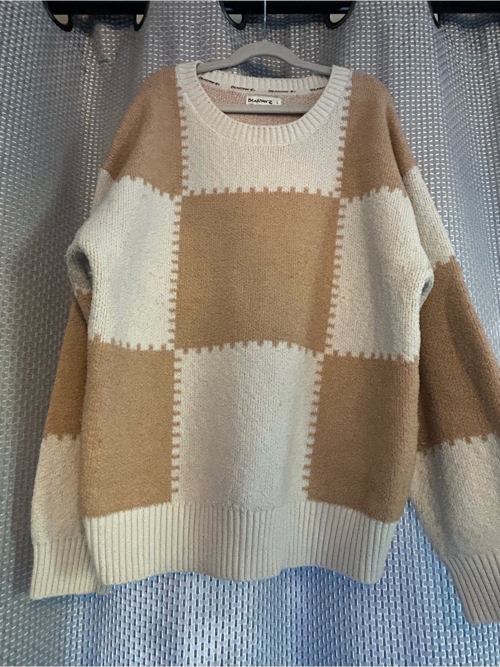 Bearpaw Checkered Colorblock Soft Knit Sweater - Tan & Cream - Large
